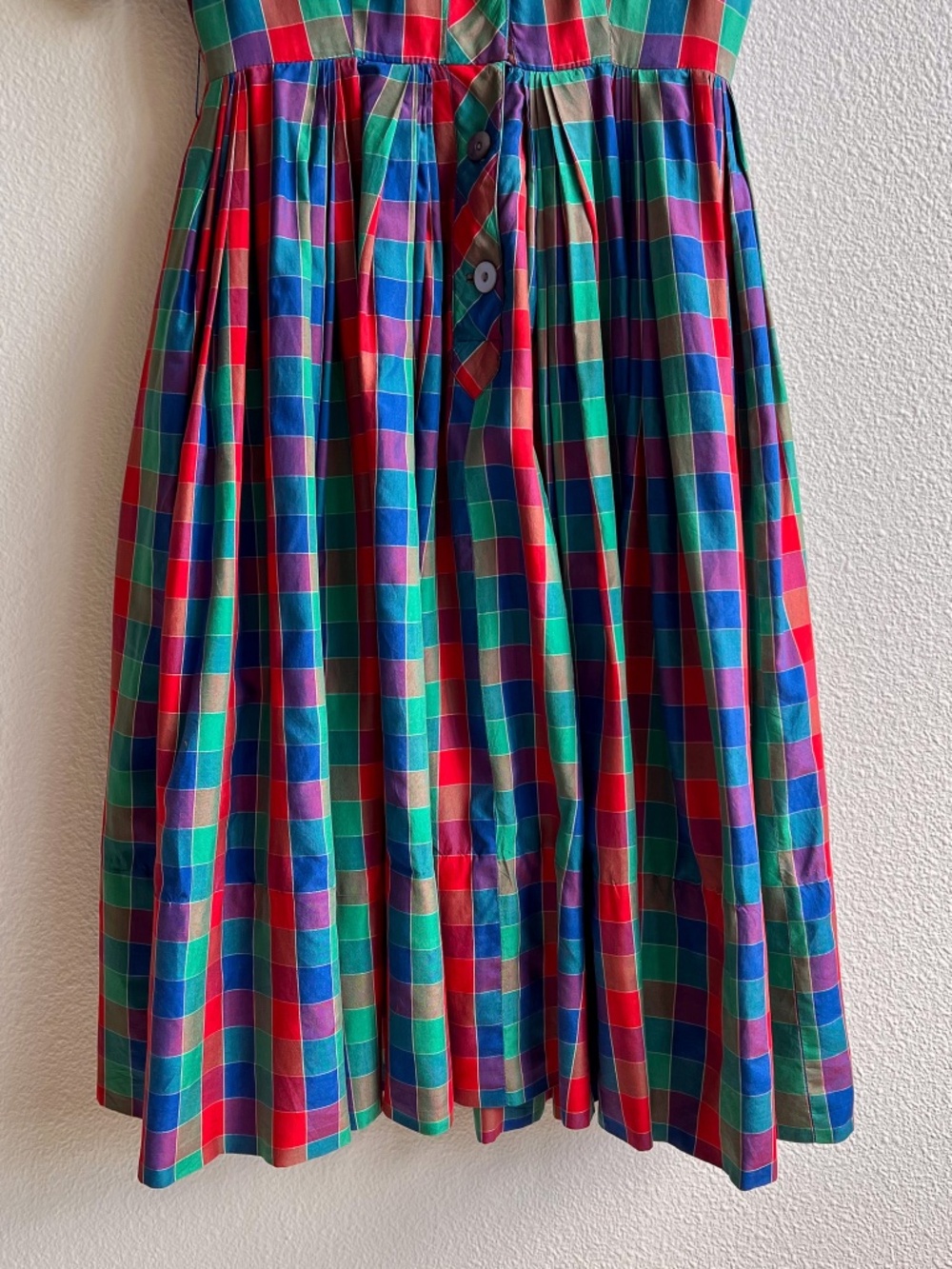 Gorgeous Vintage 1950s Red, Green, and Blue Plaid Silk Dress (S) - Picture 11 of 15